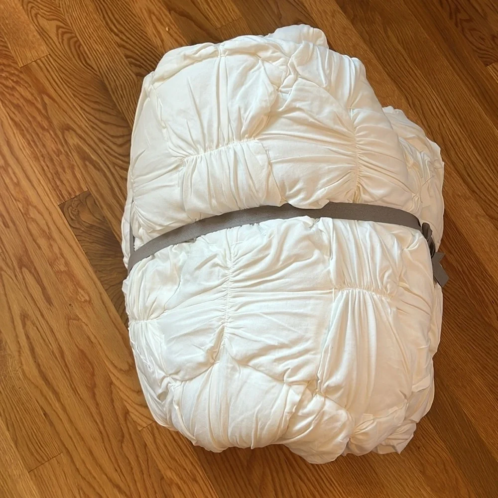 Anthropologie Constance Cotton Jersey Cloud Quilt Size Cal King NWT